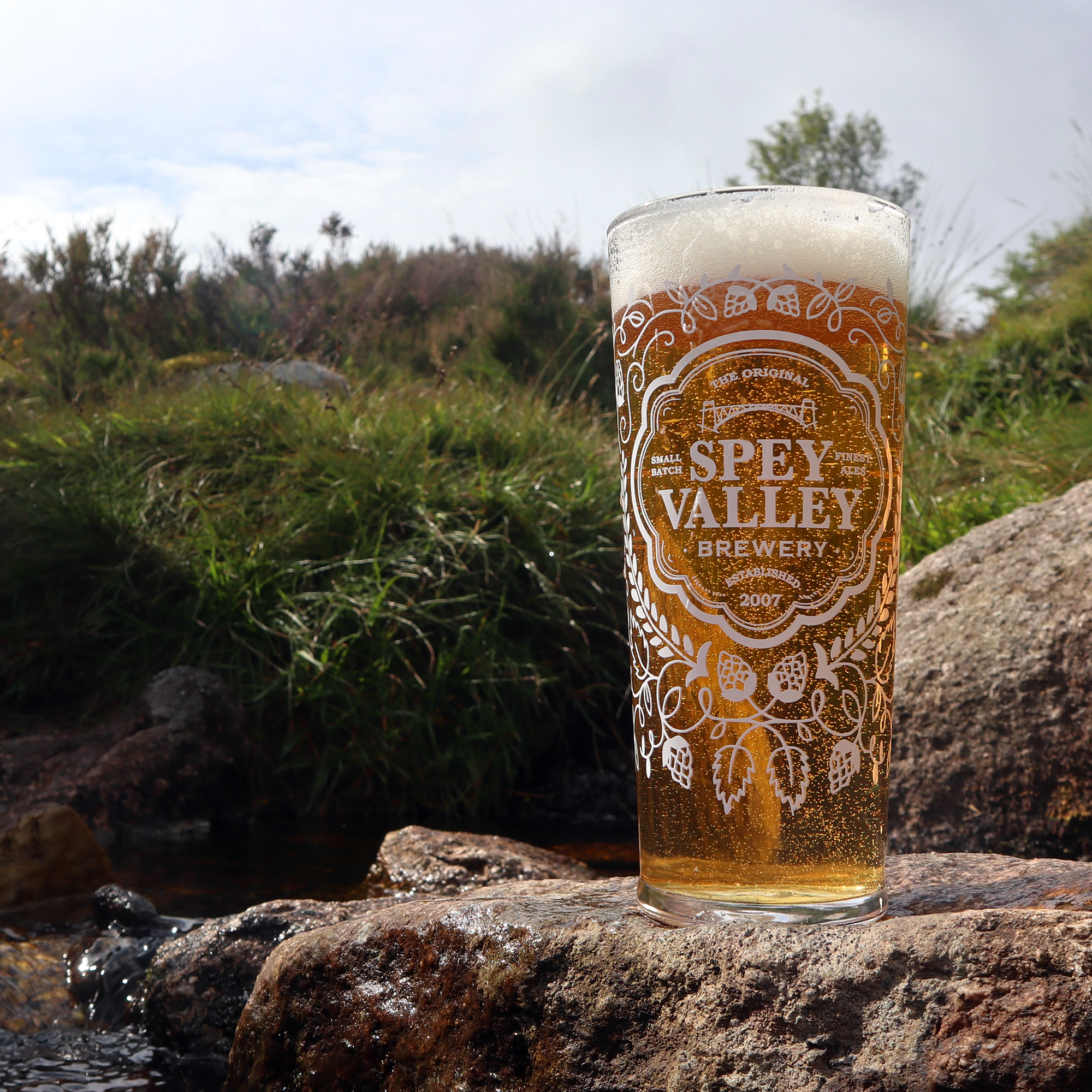 Spey Valley Pint Glass